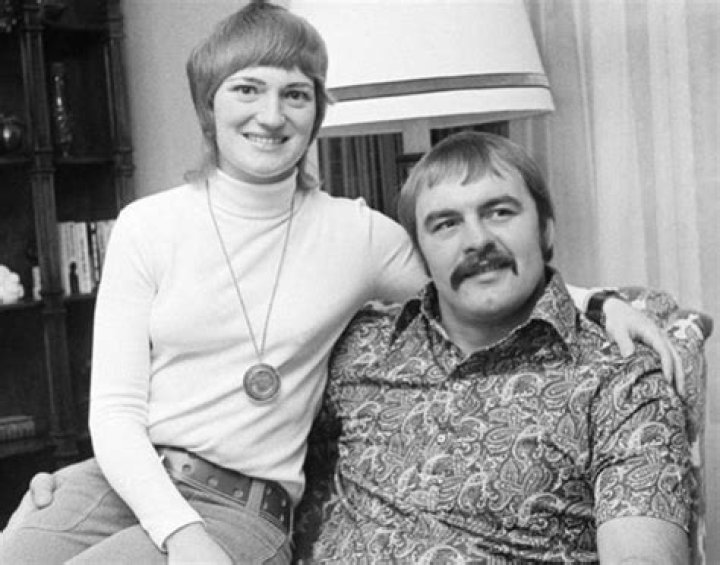 Dick Butkus Wife: Meet Helen Essenhart