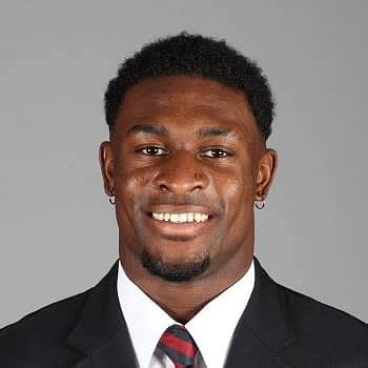 DK Metcalf Age, Bio, Parents, Career, Net worth, Wife