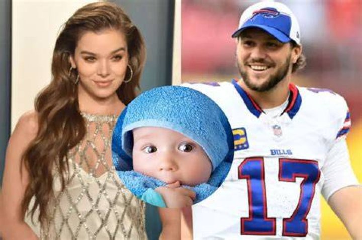 Does Hailee Steinfeld have a child?