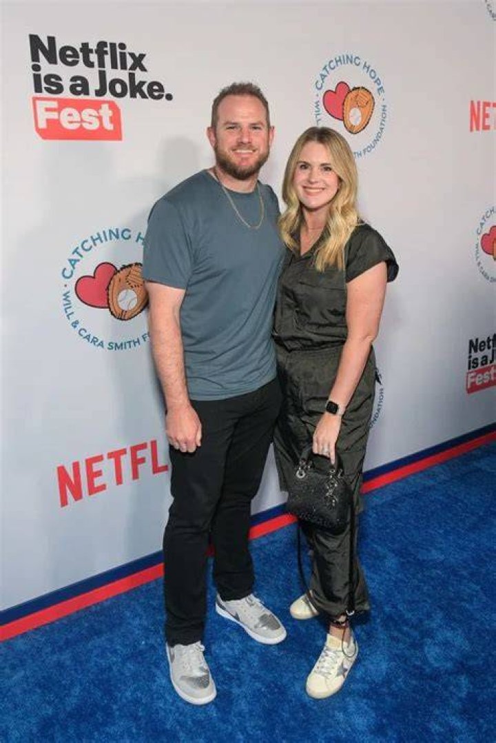 Does Max Muncy Have Children?