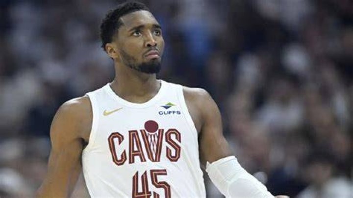Donovan Mitchell Bio, Age, Height, Career, Net Worth, Family