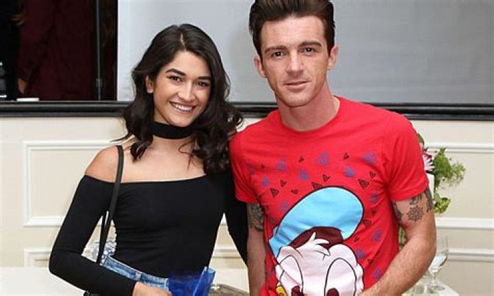 Drake Bell Bio, Age, Parents, Wife, Children, Net Worth