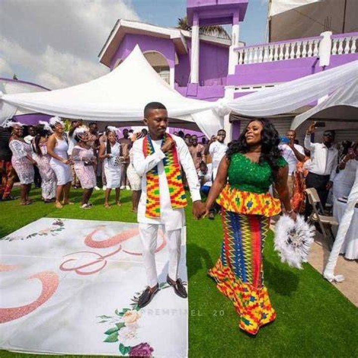 Ebe Low Budget Wedding Not Private – Ghanaians Troll Clemento Suarez Wedding Ceremony