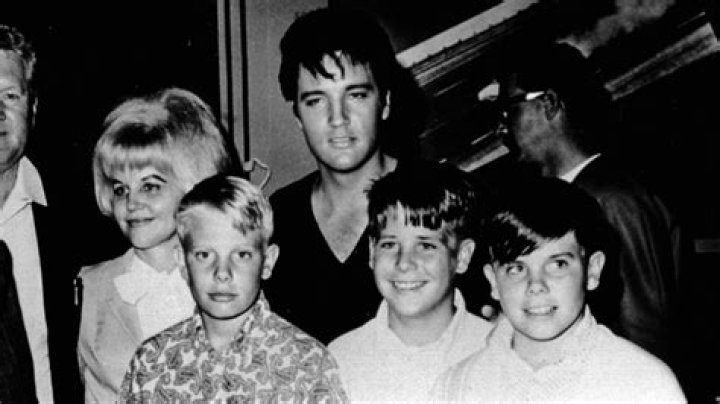 Elvis Presley siblings: Does Elvis Presley have a brother?