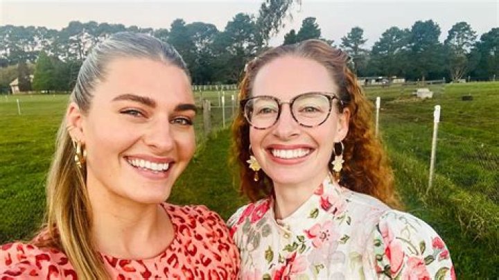 Emma Watkins Siblings: Meet Hayley Watkins