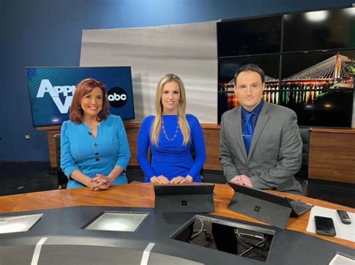Erica Stapleton Reporter Bio, Age, Education, Spouse, News12, Salary, and Net worth.