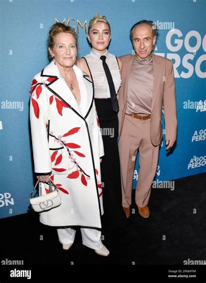 Florence Pugh Parents: Meet Clinton Pugh, Deborah Mackin