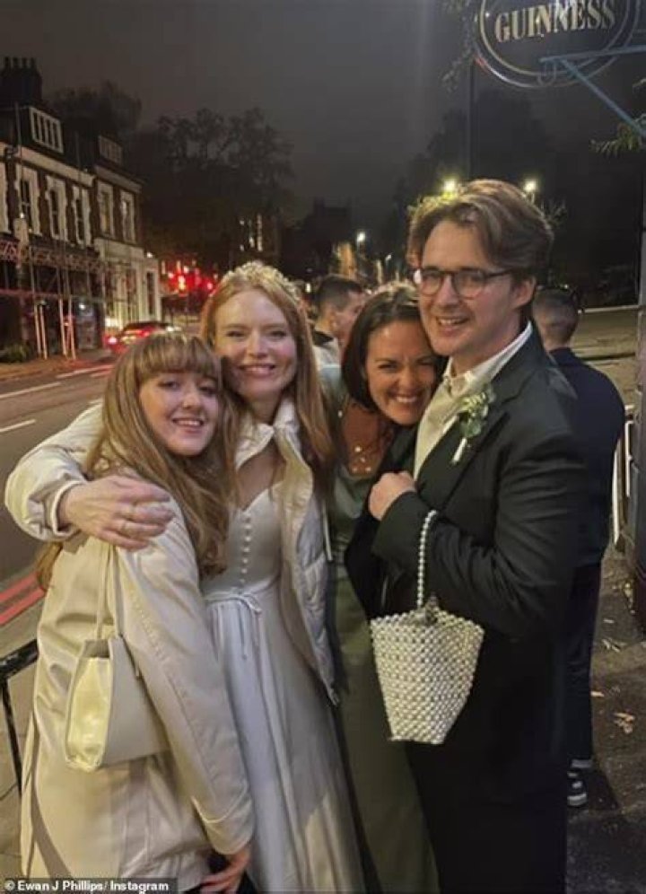 Freya Ridings Husband: Is Freya Ridings Married?