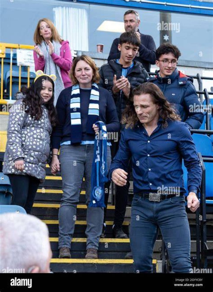 Gareth Ainsworth Wife: Meet Donna
