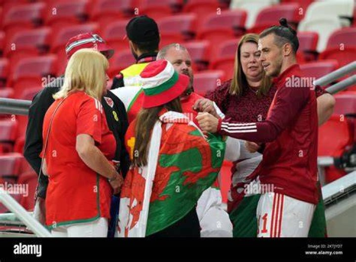 Gareth Bale Siblings: Meet Vicky Bale