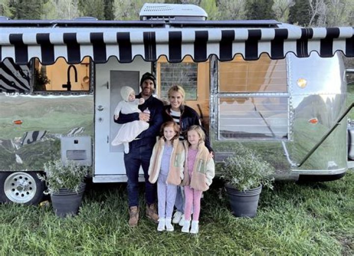 Garrett Wilson Siblings: Meet Donovan, Shea And Sydney