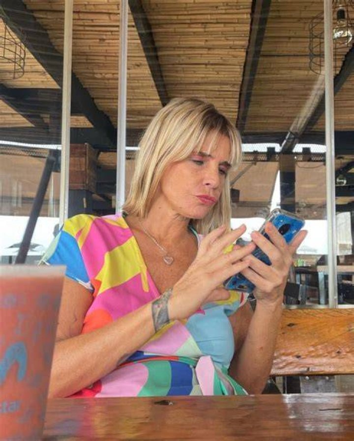 Get To Know Fabiana Cantilo: Biography, Age, Career, Net Worth, Height, Relationship & More