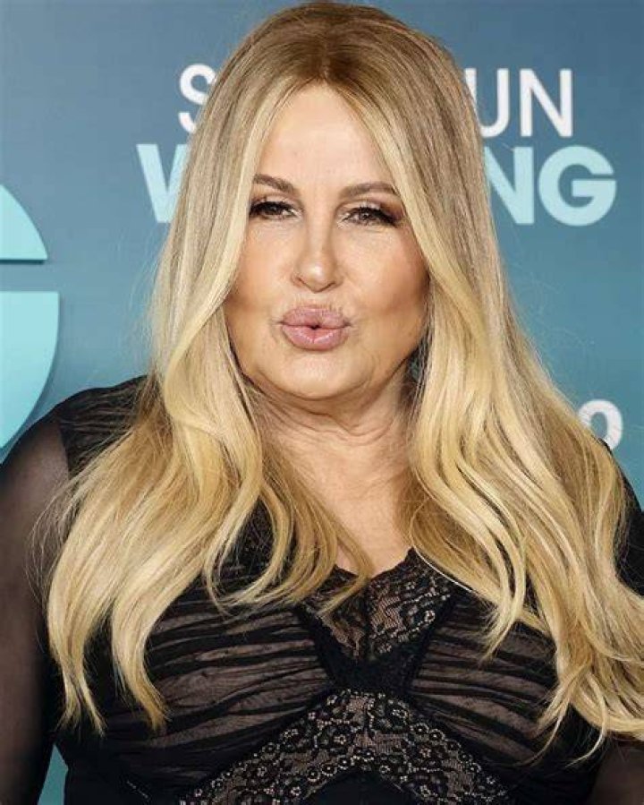Get To Know Jennifer Coolidge: Biography, Age, Career, Net Worth, Height,Relationship, & More
