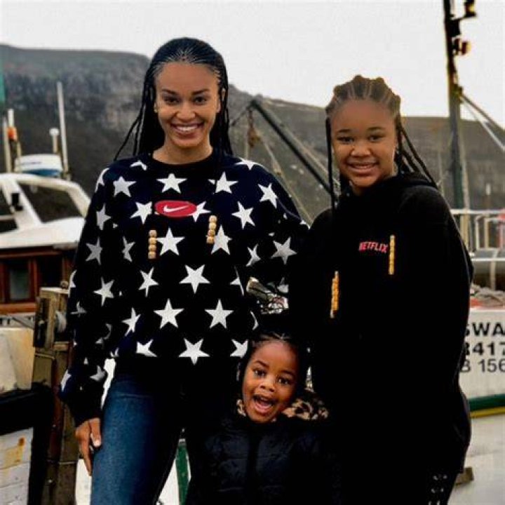 Get to know Pearl Thusi: Biography, Age, Career, Net Worth, Height, Relationship & More