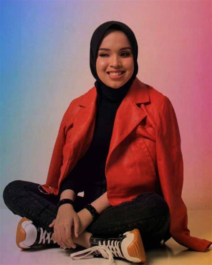 Get to know Putri Ariani: Biography, Age, Career, Net Worth, Height, Relationship & More