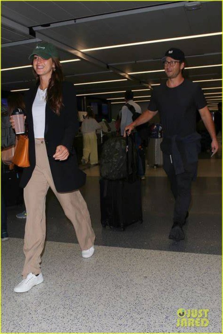 Glen Powell Girlfriend: Meet Gigi Paris