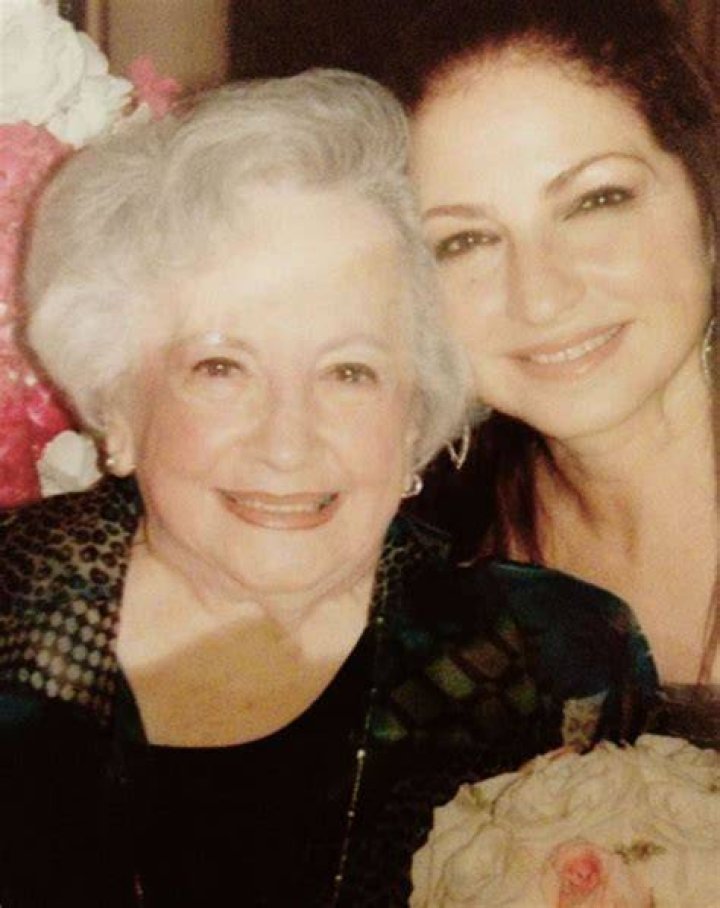 Gloria Estefan Age, Bio, Career, Parents, Net worth