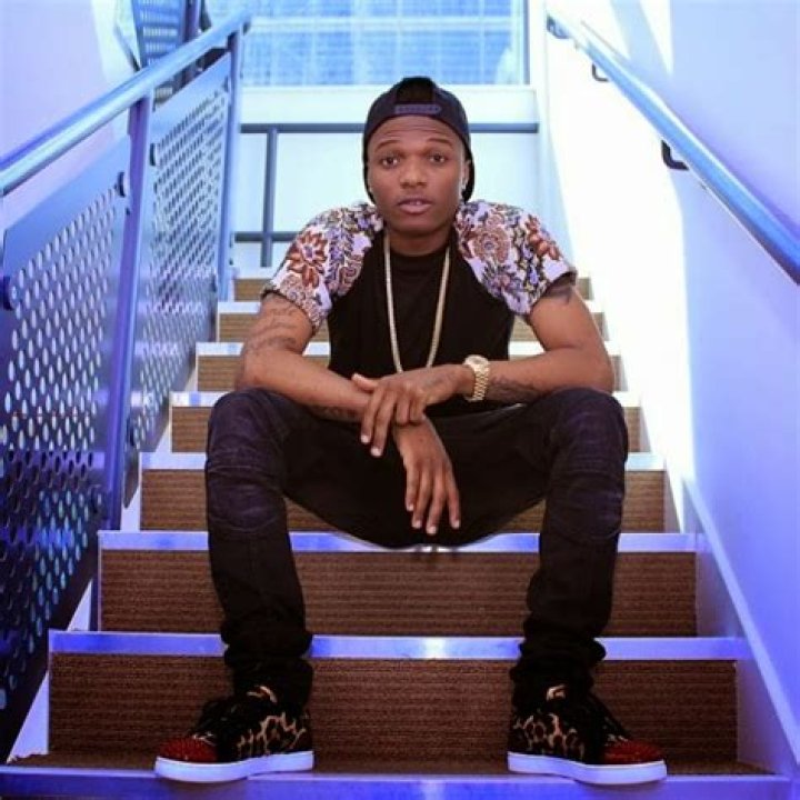 Good To See You Blood- Wizkid Finally Reunites With His Sister After Two Years Of Being Apart