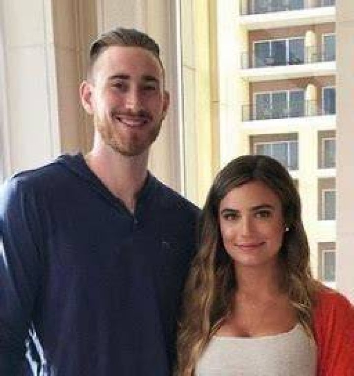 Gordon Hayward Bio, Age, Height, Parents, Wife, Children, Net Worth