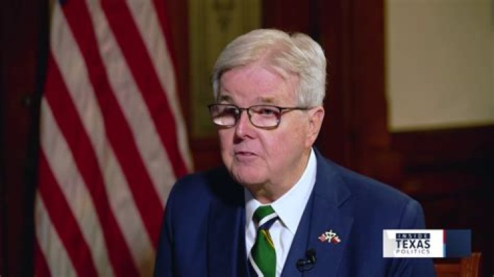 Governor Dan Patrick (Corona virus) Bio-Wiki, Age, Wife, Kids, Radio, Politics and Salary.