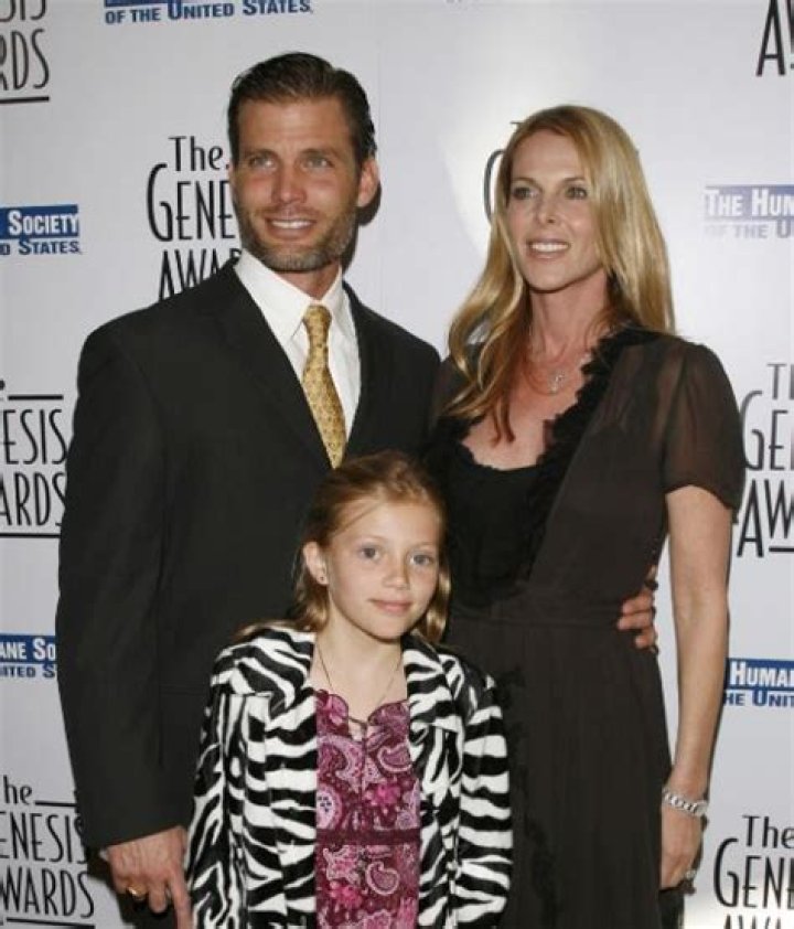 Grace Van Dien Parents: Meet Casper Van Dien and Carrie Mitchum