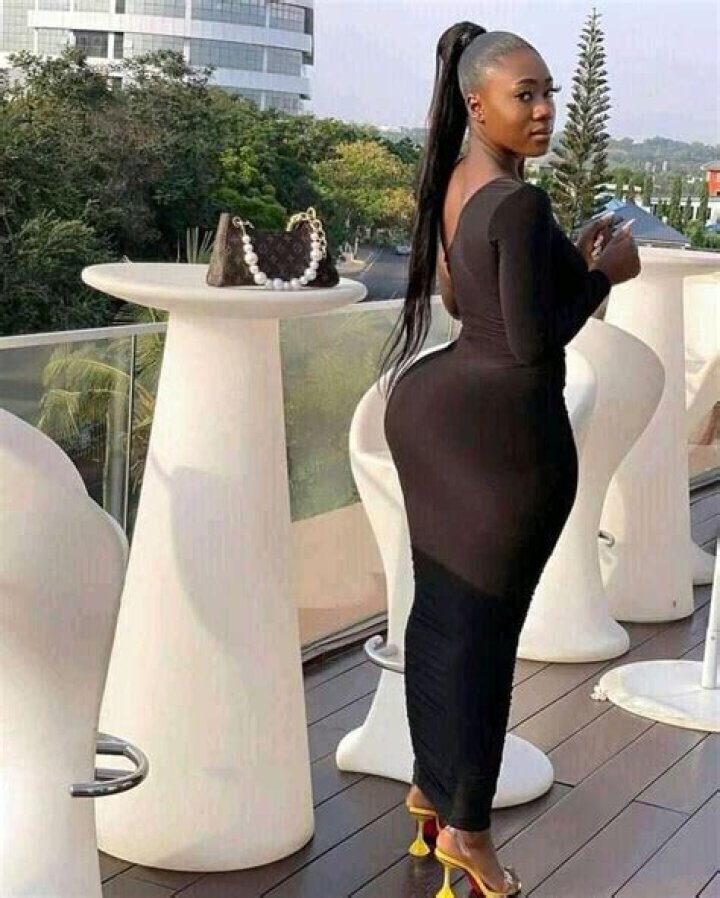 Hajia Bintu Makes Record On TikTok By Virtue Of Her Enviable Curves And Backside