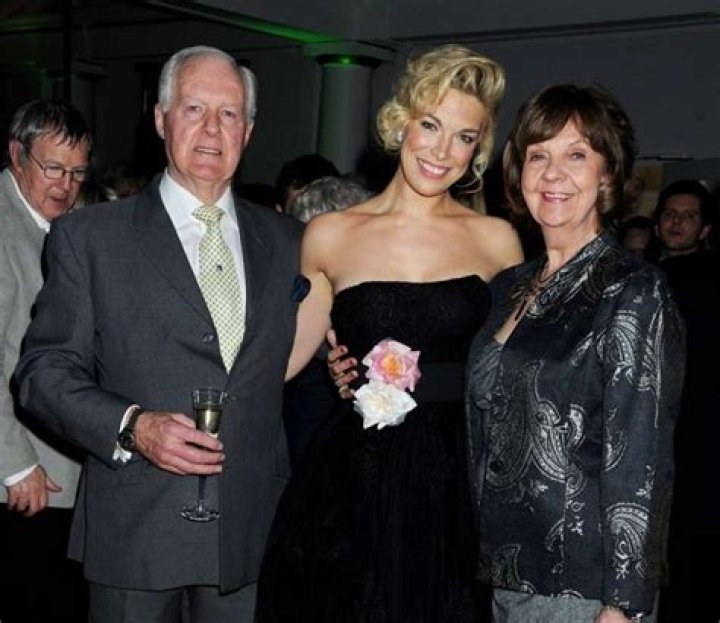 Hannah Waddingham Bio, Age, Parents, Husband, Children, Net Worth