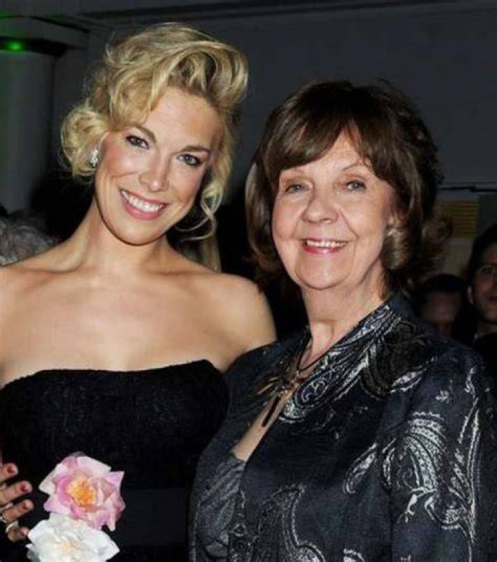 Hannah Waddingham Parents: Meet Melodie Kelly