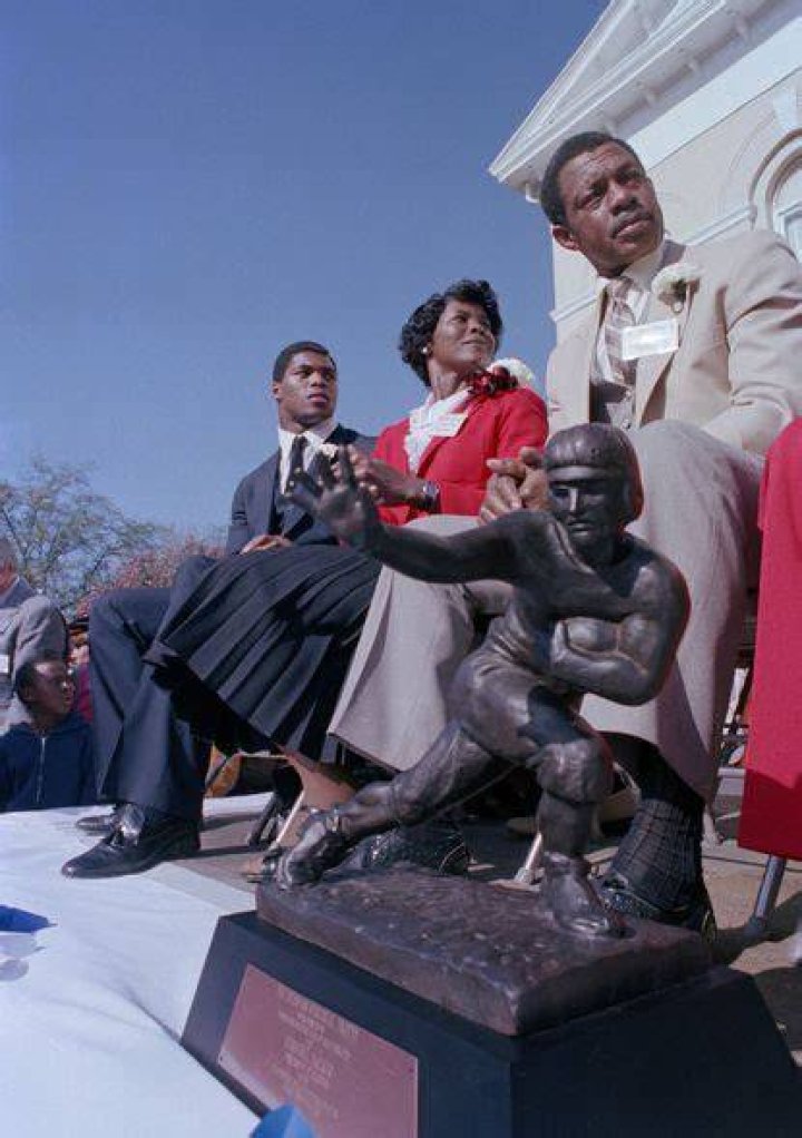 Herschel Walker Parents: Christine Walker And Willis Walker