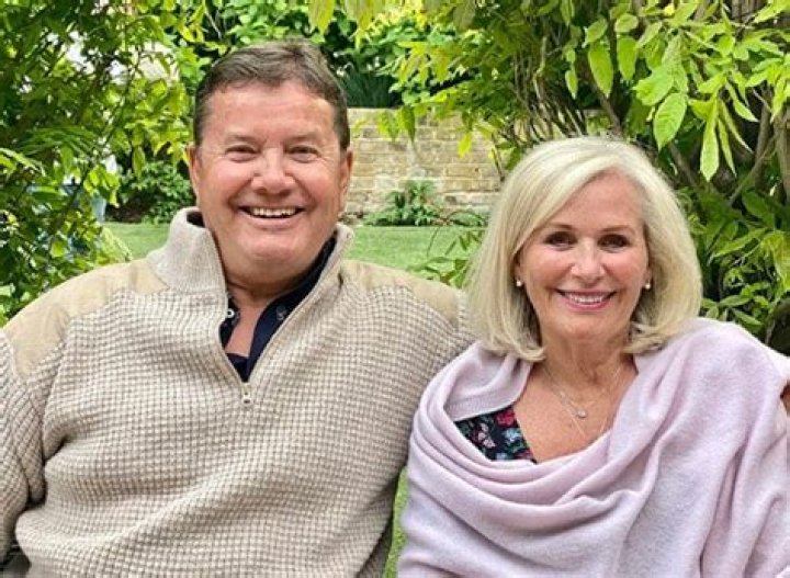 Holly Willoughby Parents: Meet Linda And Brian