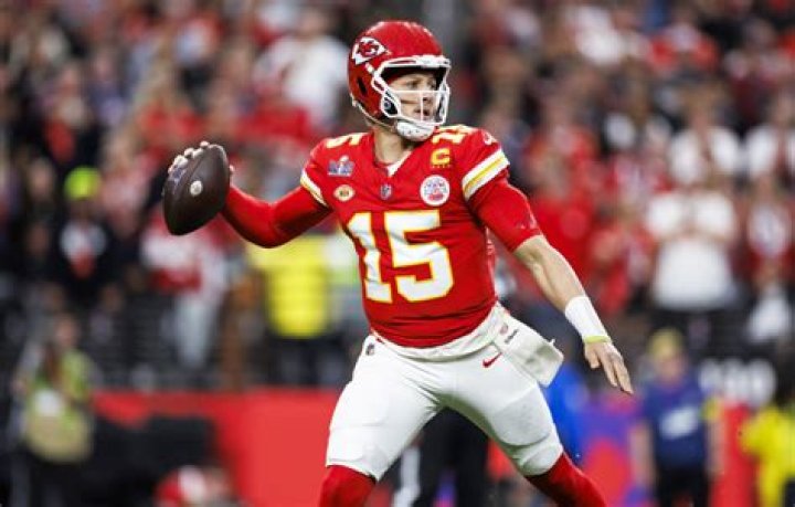 How big is Patrick Mahomes?