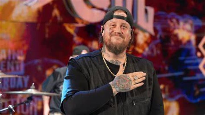 How did Jelly Roll get famous?