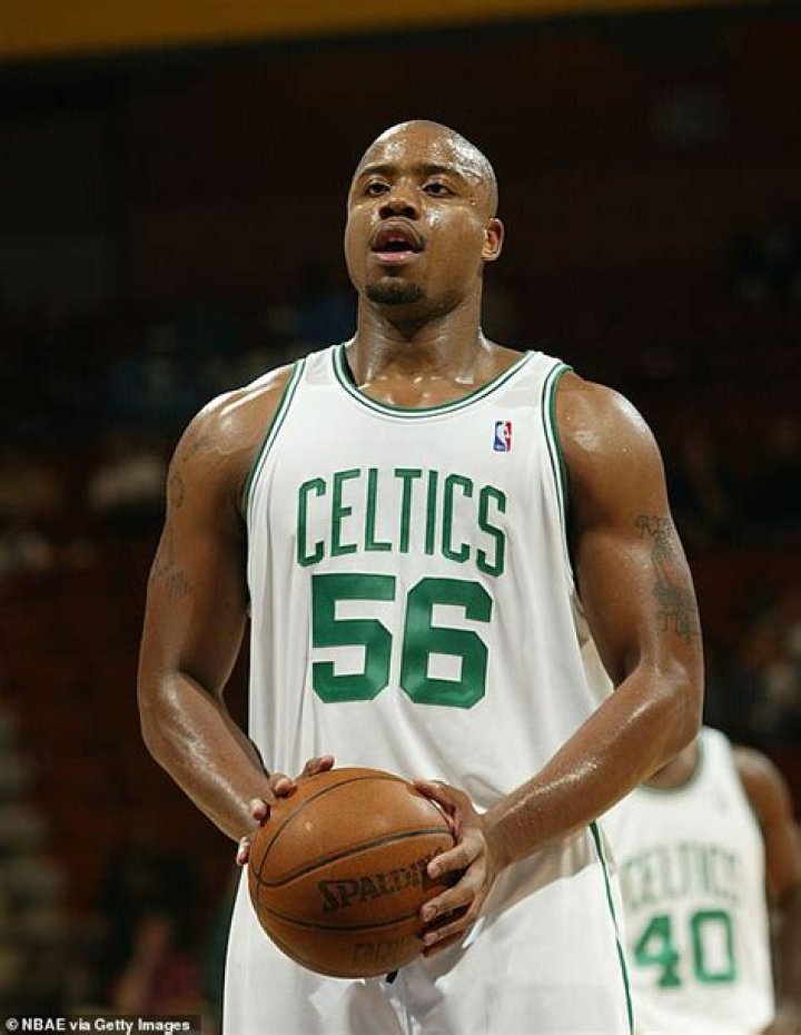 How Much Is Brandon Hunter Worth?