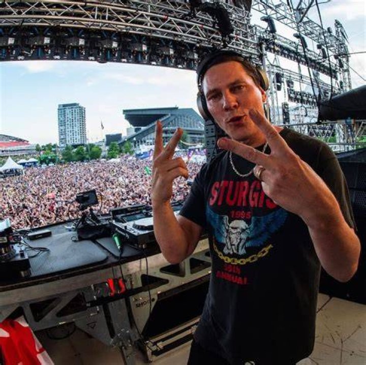 How much is DJ Tiesto’s net worth today