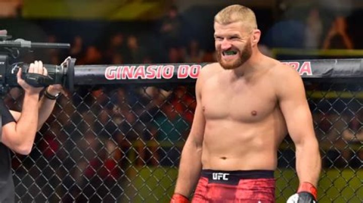 How much is Jan Blachowicz worth?