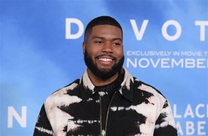 How much is Khalid Robinson’s net worth in 2023