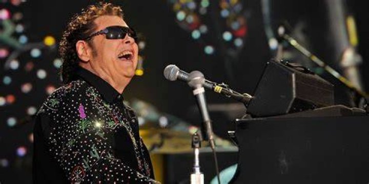 How much is Ronnie Milsap's net worth today