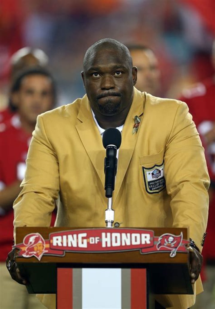 How Much is Warren Sapp's Net Worth Today