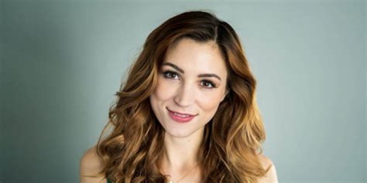 How Much Money Does Becca Scott Kerns Make? Latest Becca Scott Kerns Net Worth Income Salary