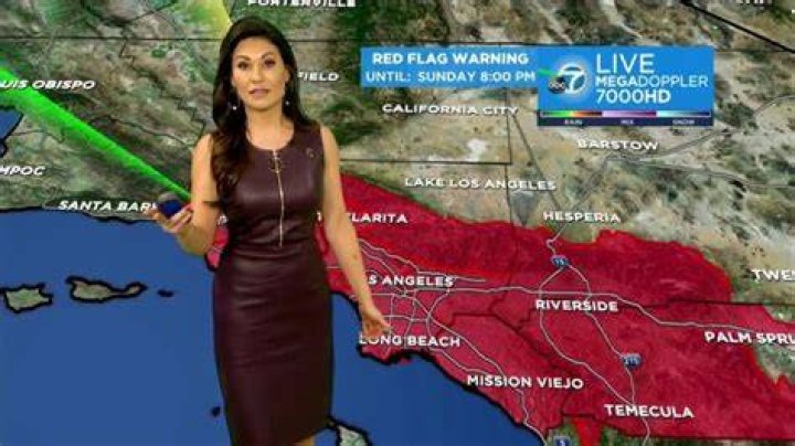 How old is Kimi Evans from ABC7 weather Today?