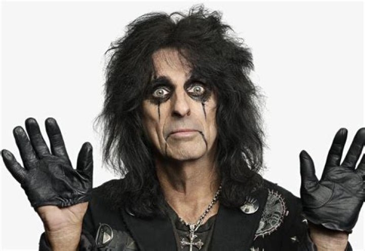 How rich is Alice Cooper: What is His Net Worth