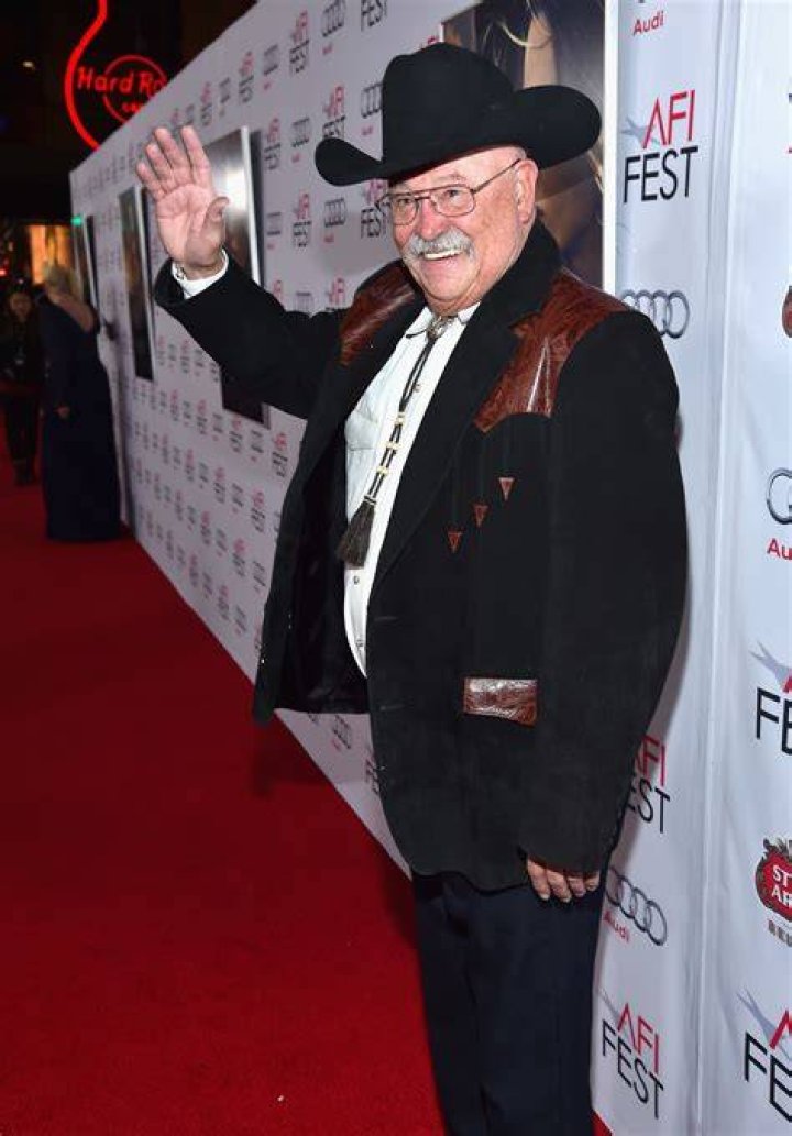 How Rich is Barry Corbin: Biography, Net Worth & More