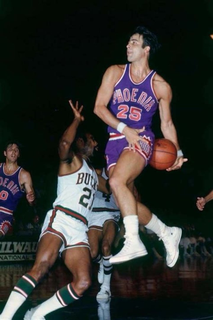 How rich is Gail Goodrich?: What is His Net Worth