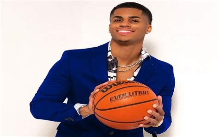 How Rich Is Georgia professional basketball player Deven Hubbard Today