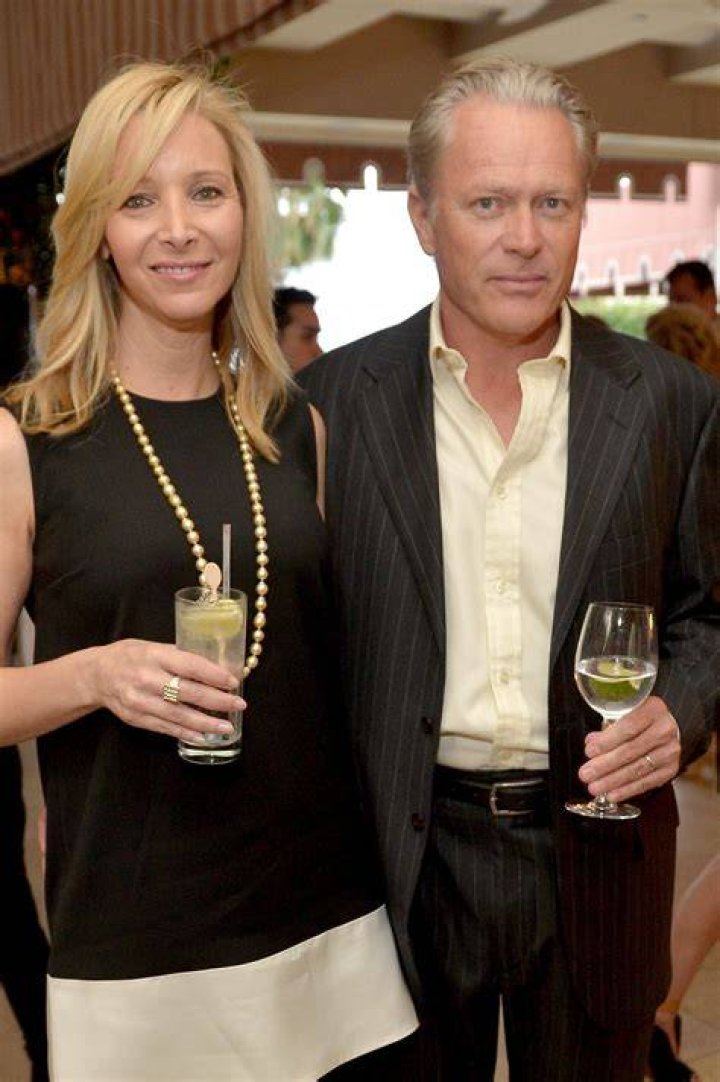 How Rich Is Lisa Kudrow’s husband,Michel Stern Today