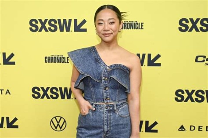How Rich Is Stephanie Hsu?