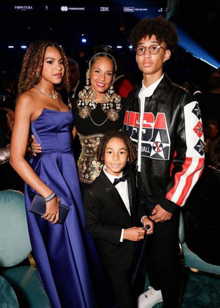 How Tall is Blue Ivy?