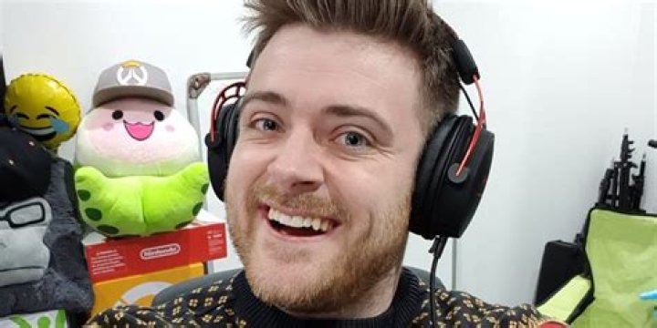 Inside The Life Of YouTube Gamer Stylosa: Biography, Net Worth & More