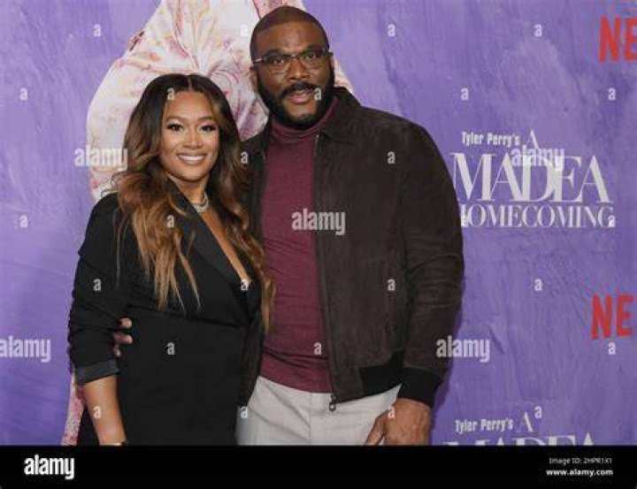 Is Crystal Hayslett Pregnant? Who is Crystal Hayslett?
