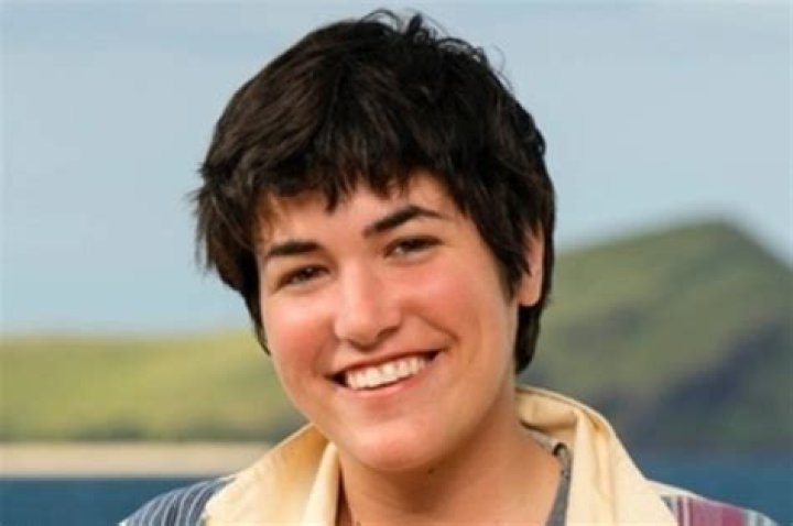 Is Evie On Survivor Transgender Male Or Female? Everything On Husband And More